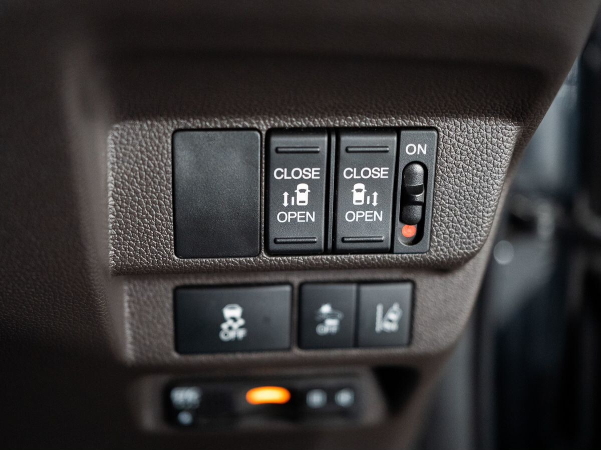 Honda Freed 2021 - фото автомобиля