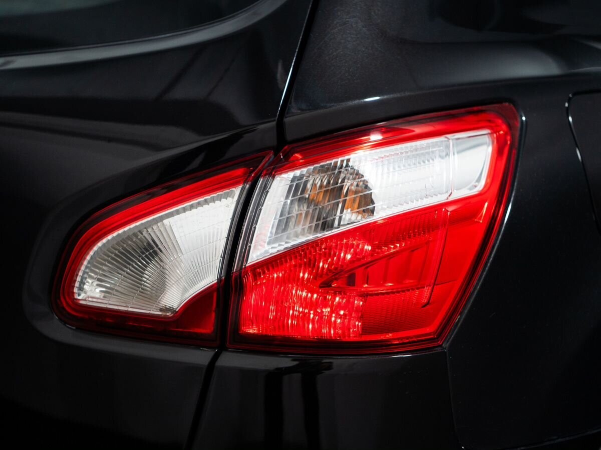 Nissan Qashqai 2012 - фото автомобиля
