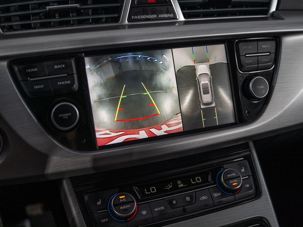 Geely Atlas 2019 - фото автомобиля