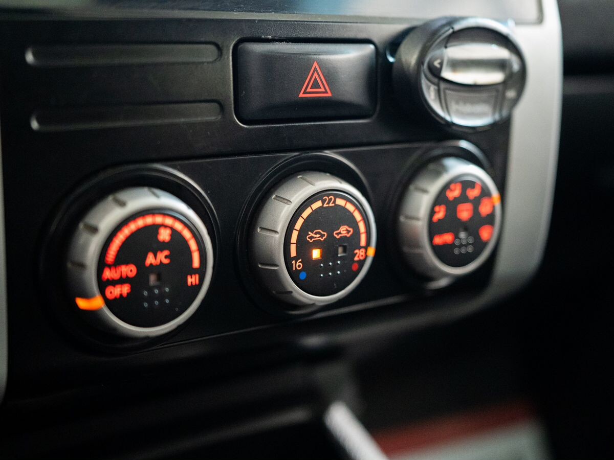 Nissan X-Trail 2011 - фото автомобиля