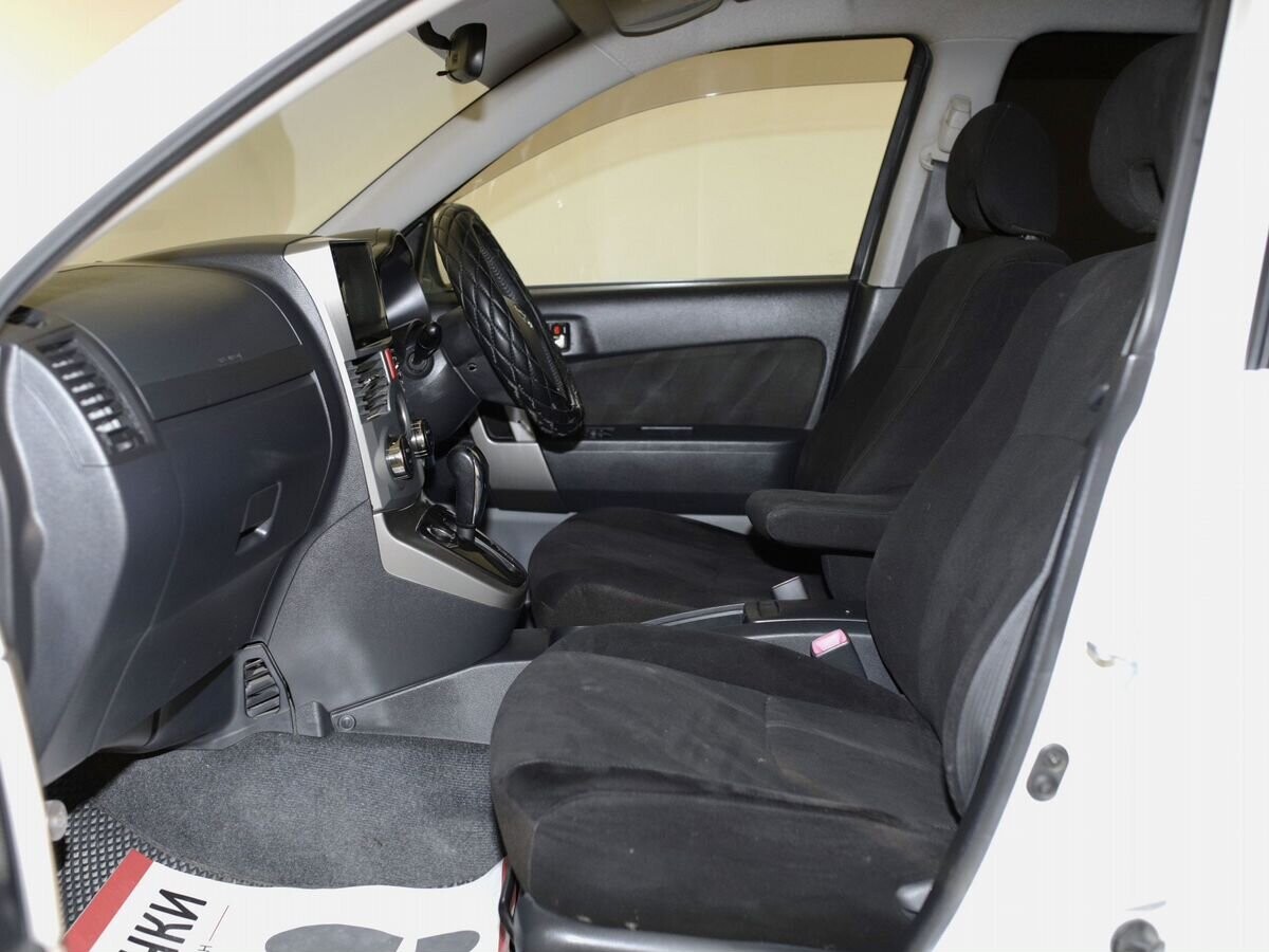 Daihatsu Be-Go 2011 - фото автомобиля