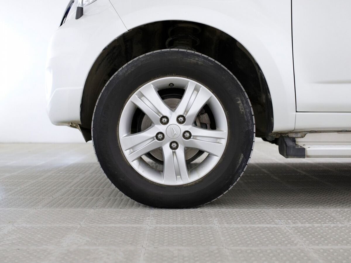 Daihatsu Be-Go 2011 - фото автомобиля