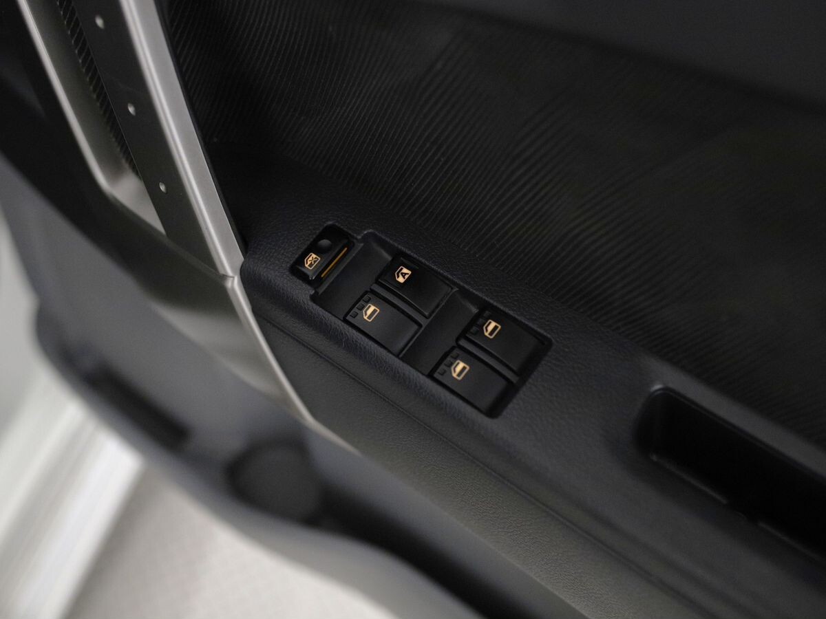 Daihatsu Be-Go 2011 - фото автомобиля