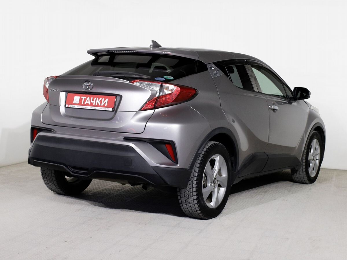 Toyota C-HR 2017 - фото автомобиля