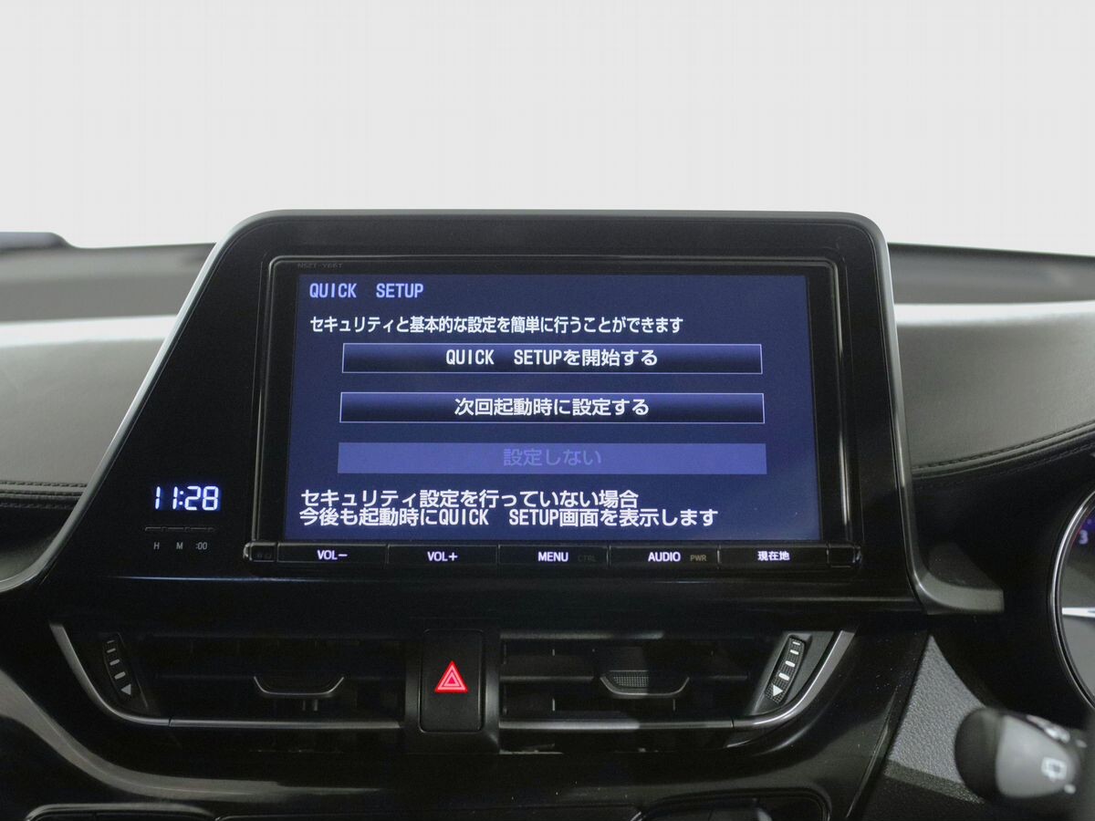 Toyota C-HR 2017 - фото автомобиля