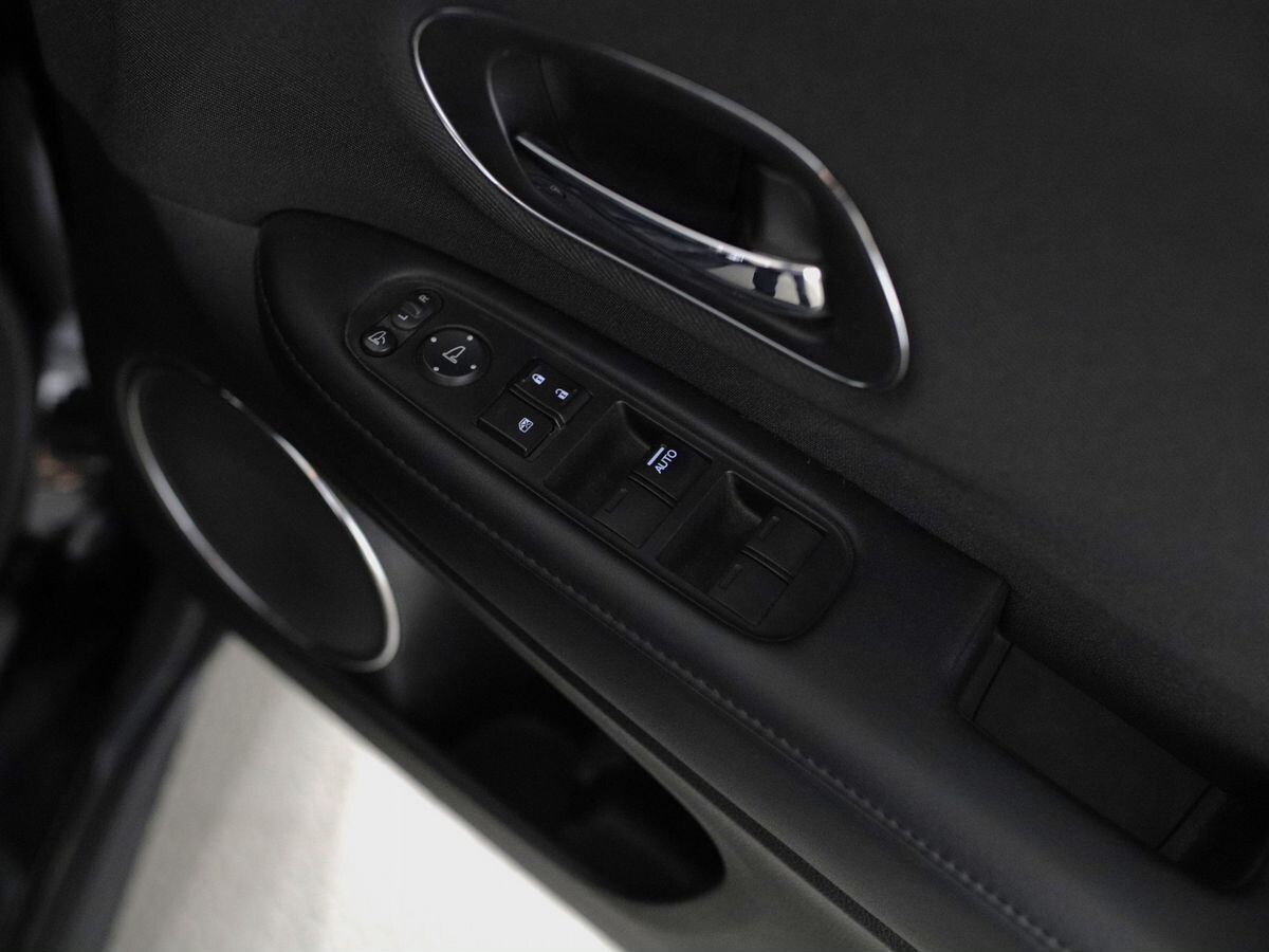 Honda Vezel 2018 - фото автомобиля