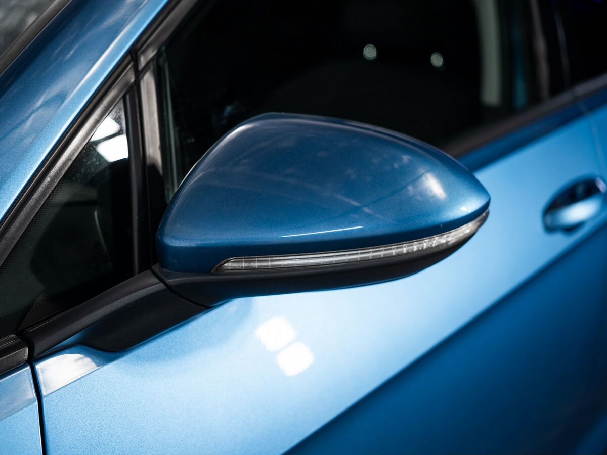 Volkswagen Golf 2013 - фото автомобиля