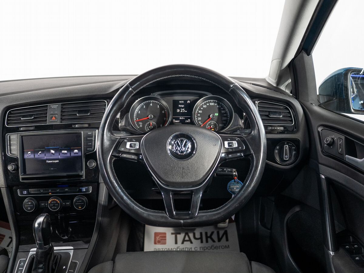 Volkswagen Golf 2013 - фото автомобиля