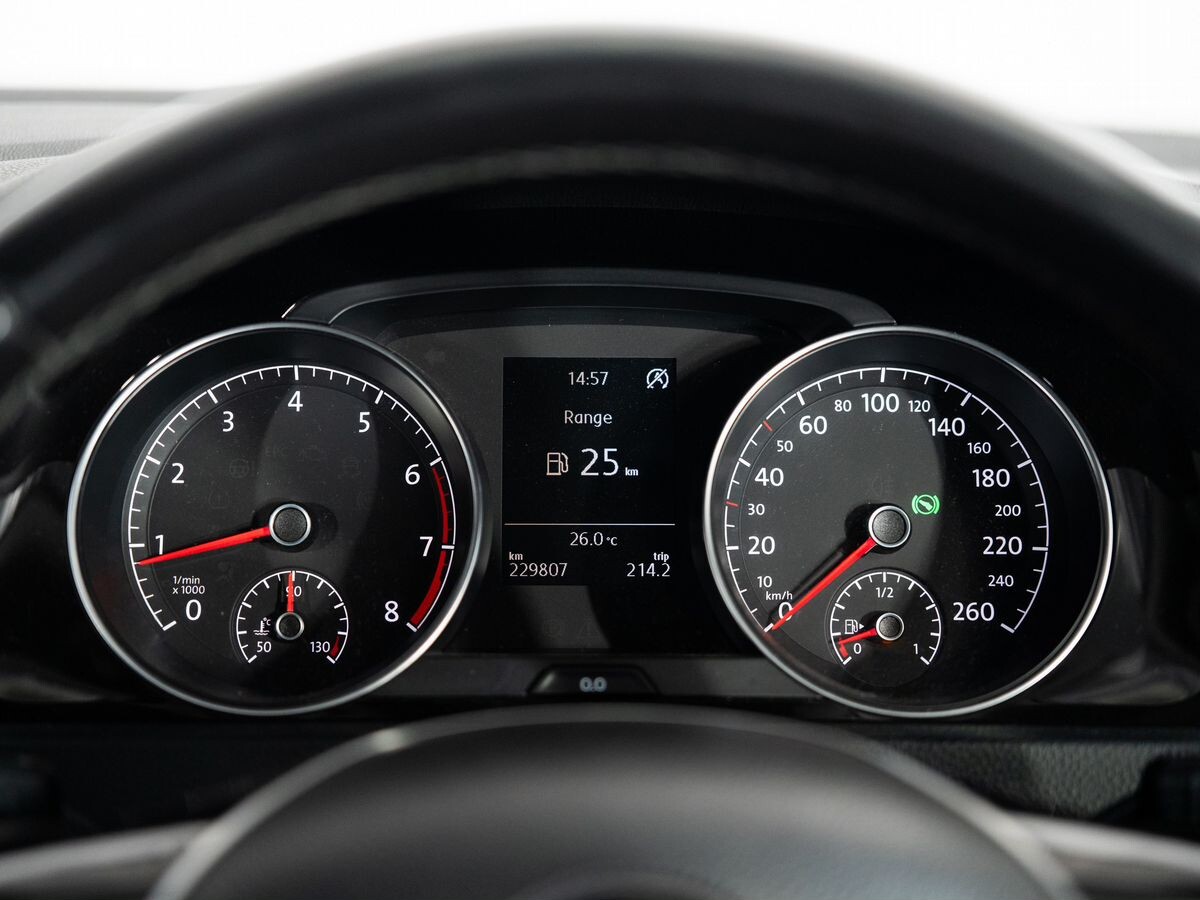 Volkswagen Golf 2013 - фото автомобиля