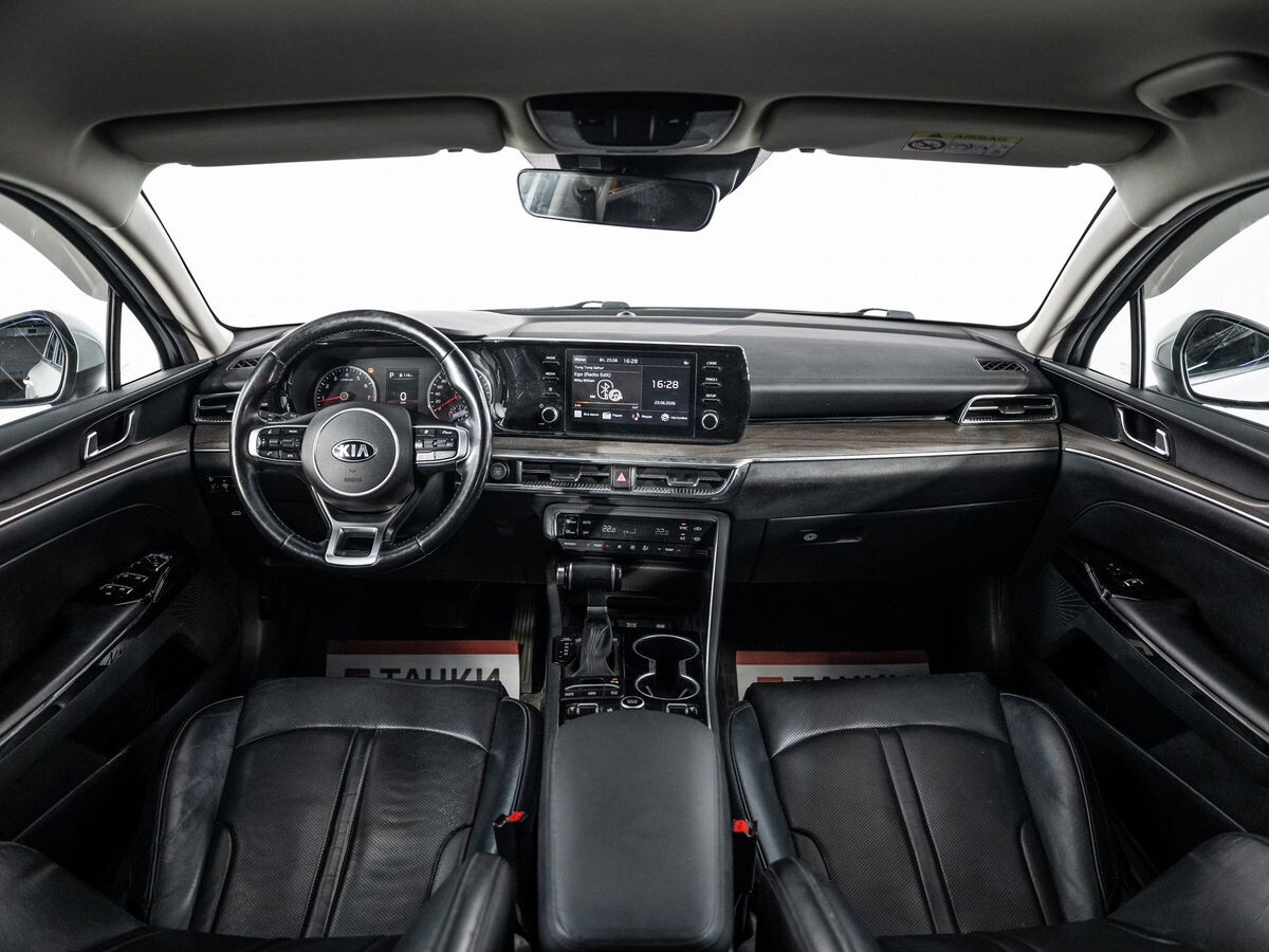 Kia K5 2021 - фото автомобиля