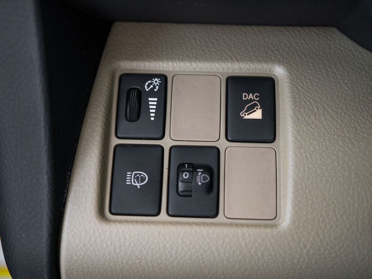 Toyota RAV4 2010 - фото автомобиля