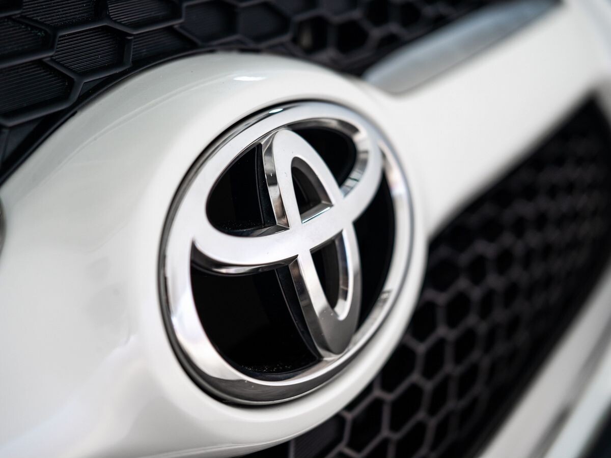 Toyota RAV4 2010 - фото автомобиля