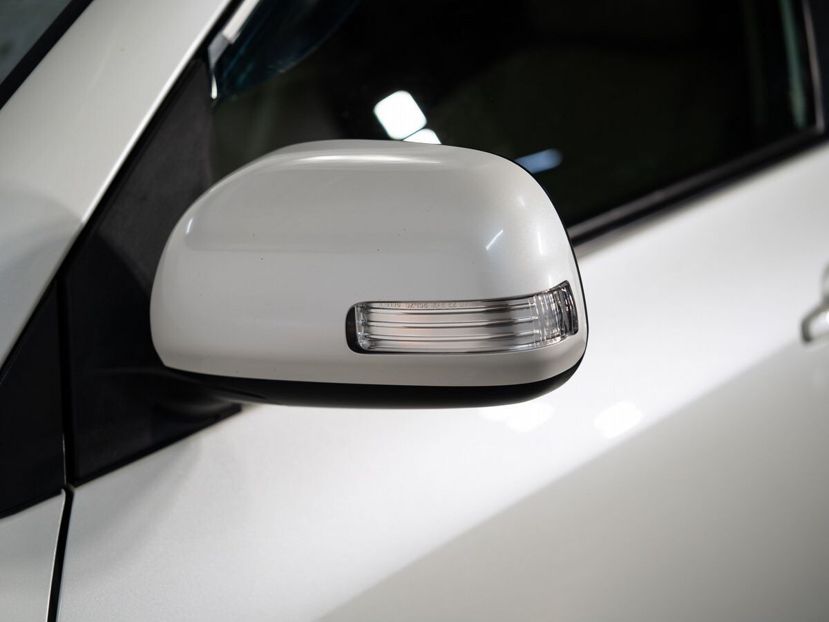 Toyota RAV4 2010 - фото автомобиля