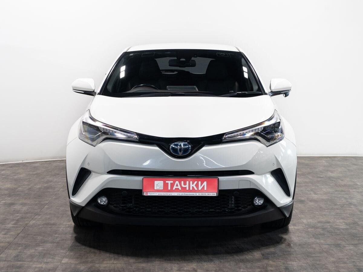 Toyota C-HR 2018 - фото автомобиля