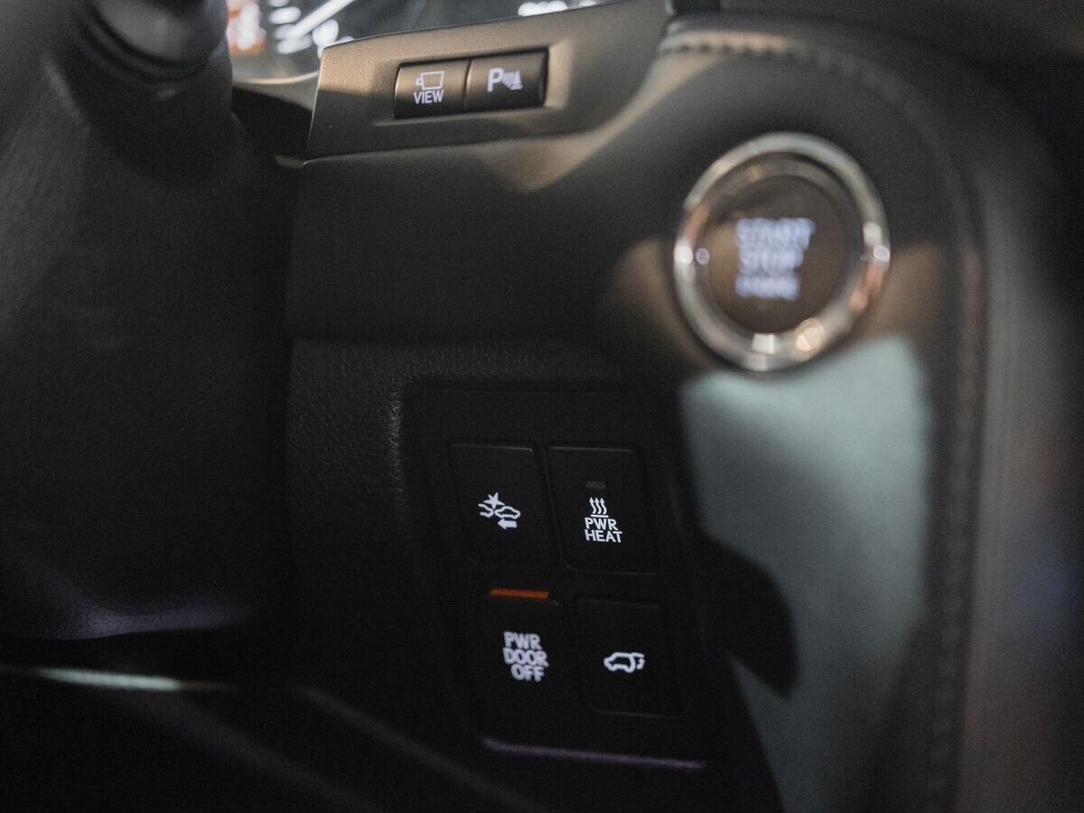 Lexus LX450d 2016 - фото автомобиля