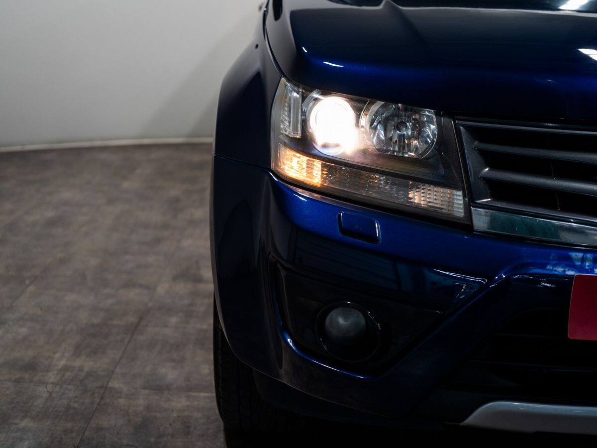 Suzuki Grand Vitara 2013 - фото автомобиля