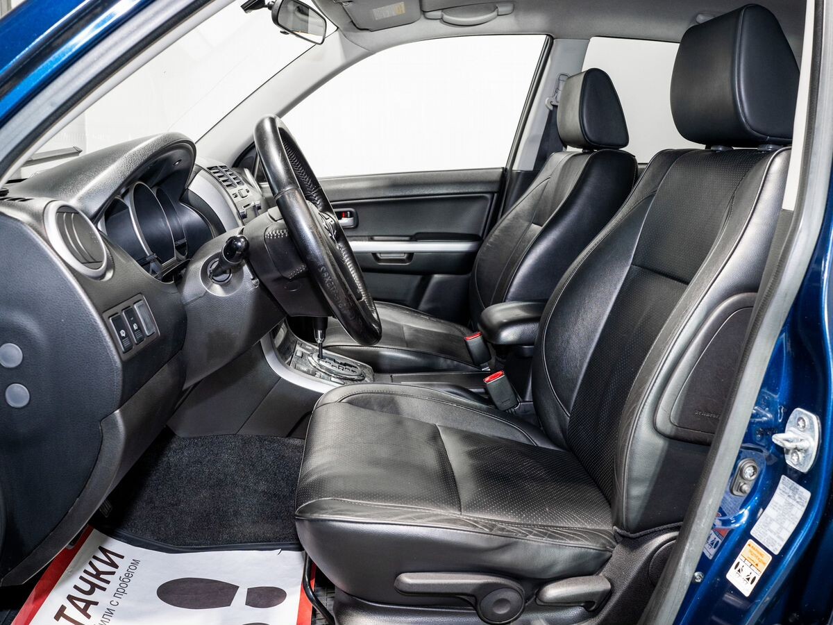 Suzuki Grand Vitara 2013 - фото автомобиля