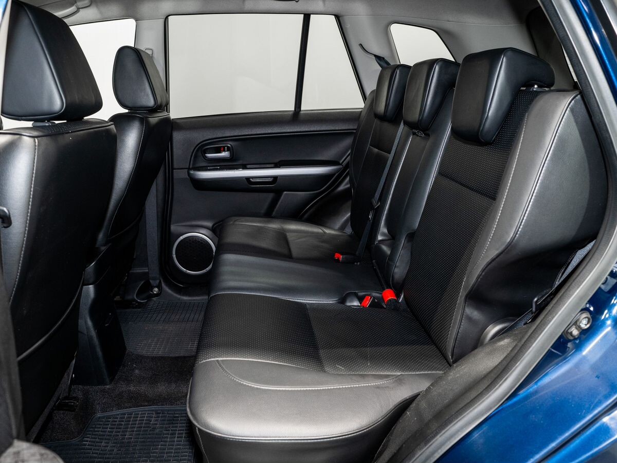Suzuki Grand Vitara 2013 - фото автомобиля
