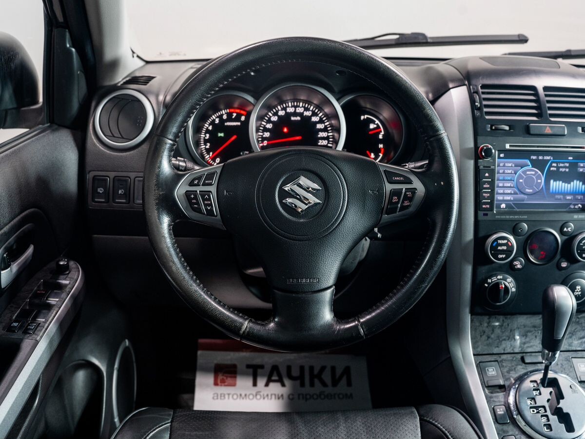Suzuki Grand Vitara 2013 - фото автомобиля