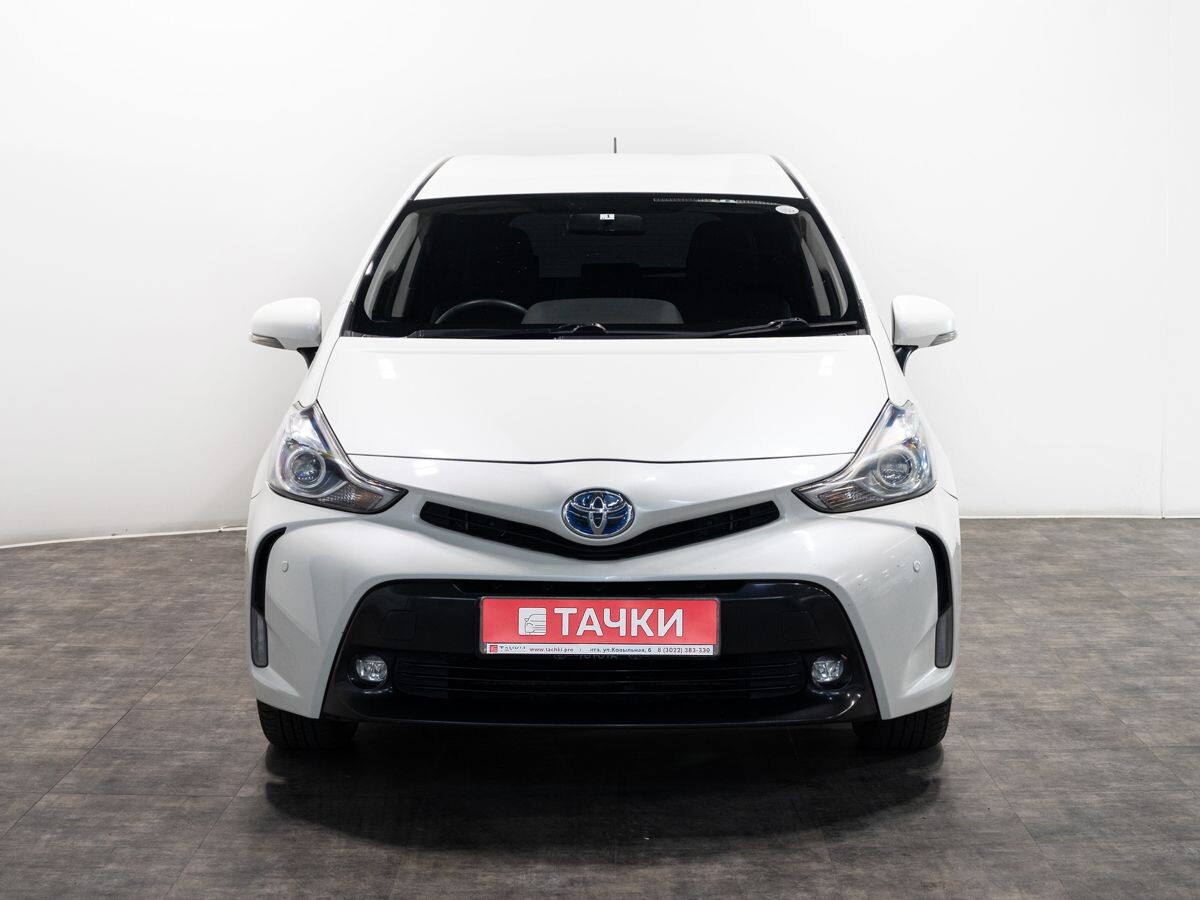 Toyota Prius Alpha 2014 - фото автомобиля