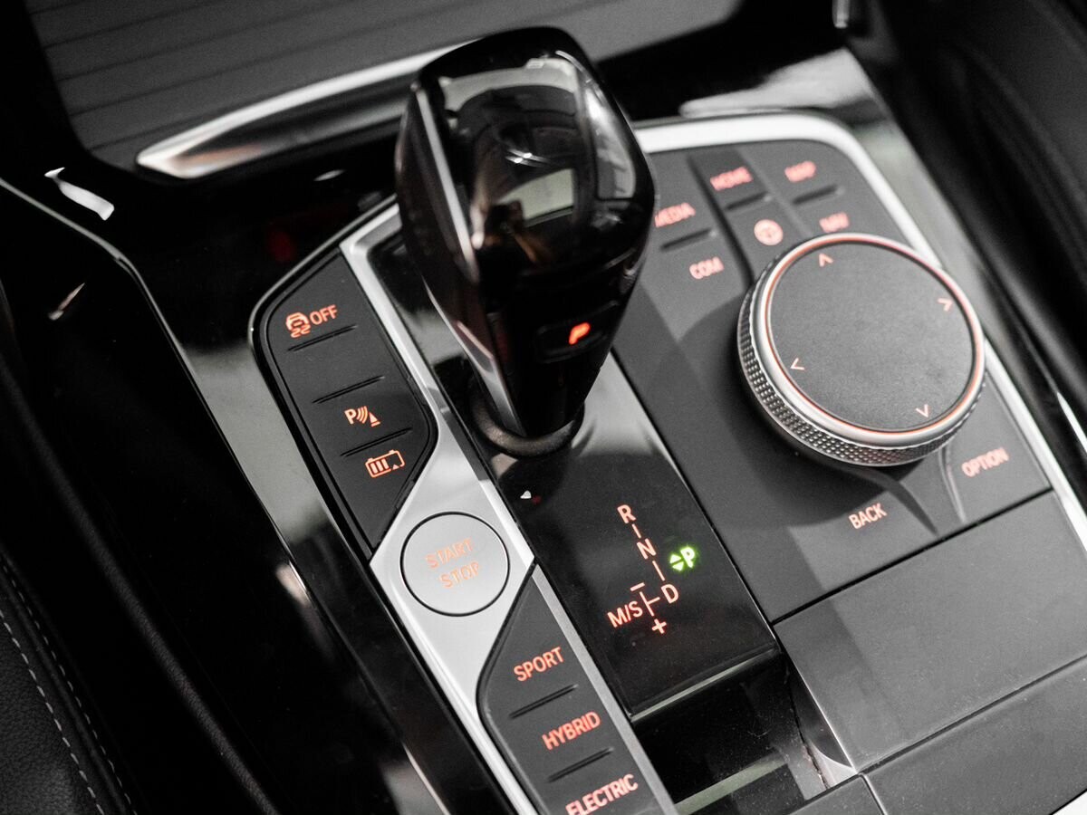 BMW X3 2021 - фото автомобиля