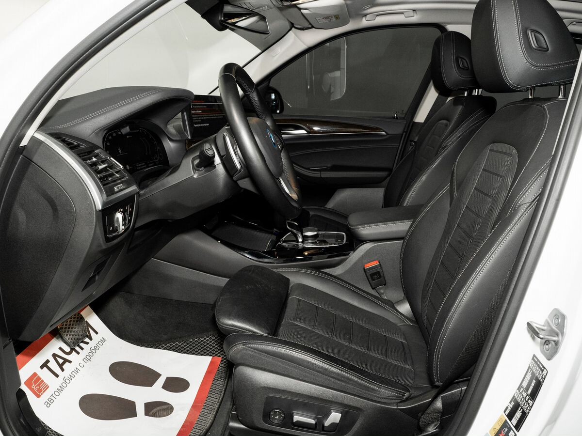 BMW X3 2021 - фото автомобиля