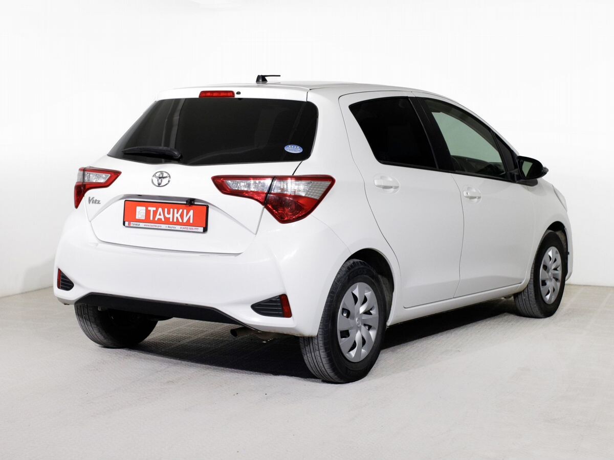 Toyota Vitz 2019 - фото автомобиля