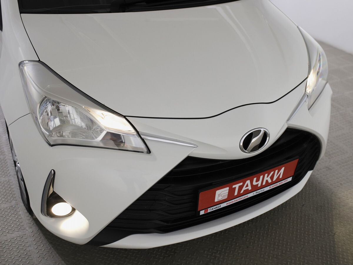 Toyota Vitz 2019 - фото автомобиля