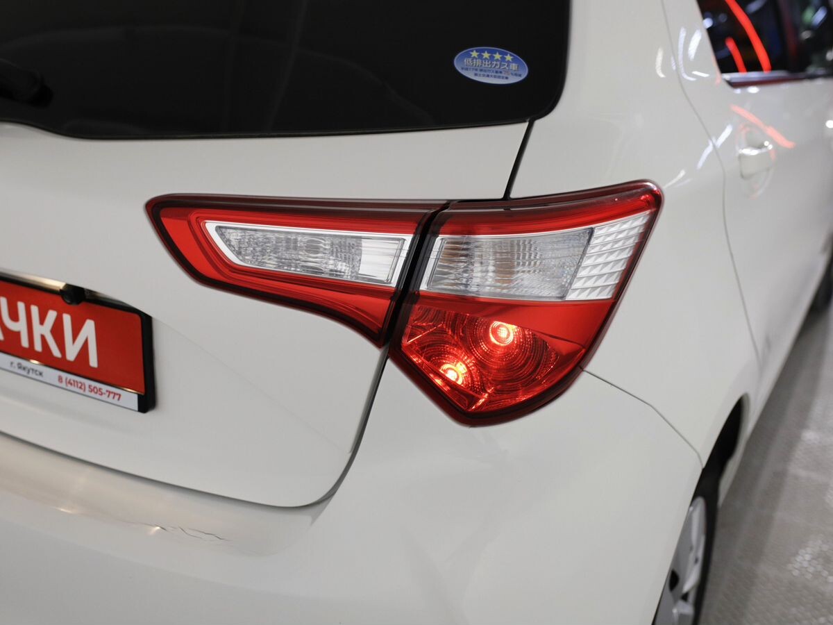 Toyota Vitz 2019 - фото автомобиля
