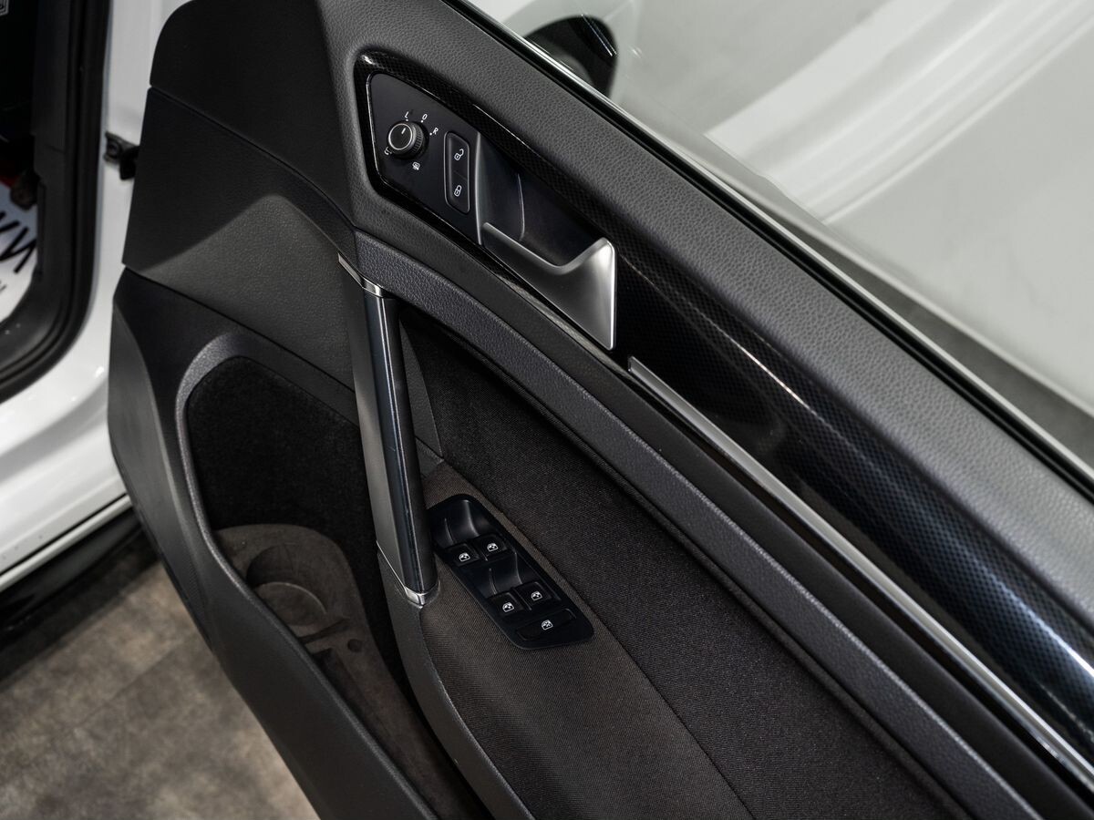 Volkswagen Golf 2014 - фото автомобиля