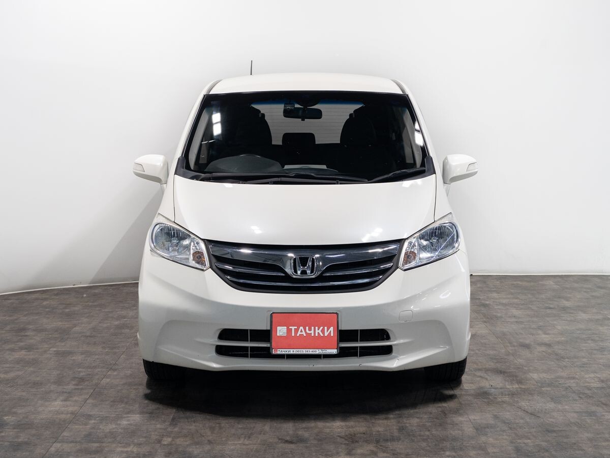 Honda Freed 2012 - фото автомобиля