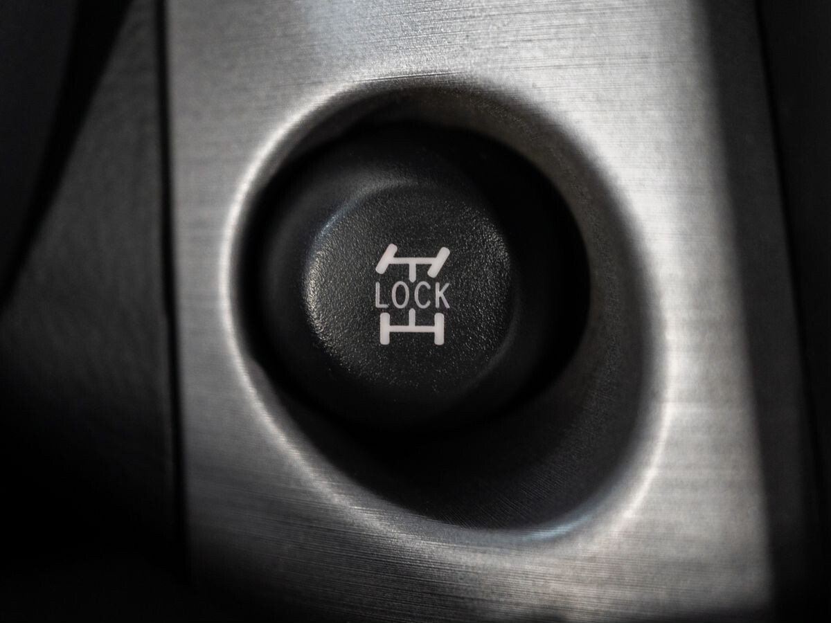 Toyota RAV4 2007 - фото автомобиля