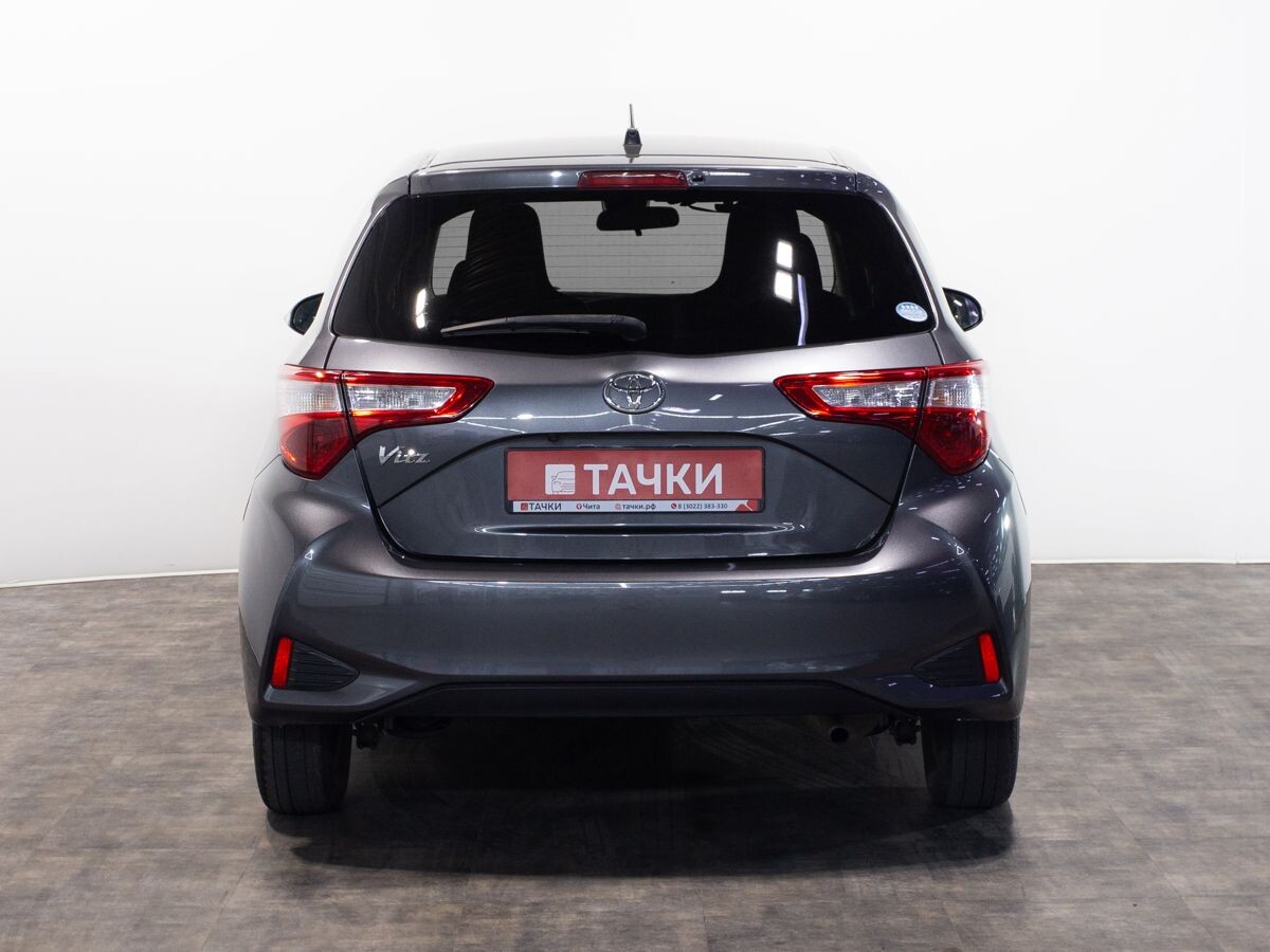 Toyota Vitz 2018 - фото автомобиля