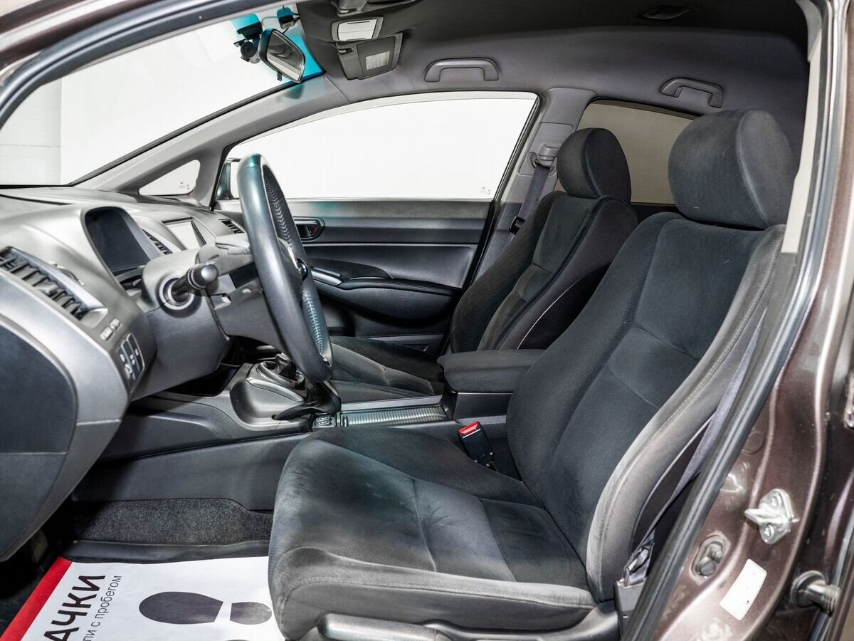 Honda Civic 2009 - фото автомобиля