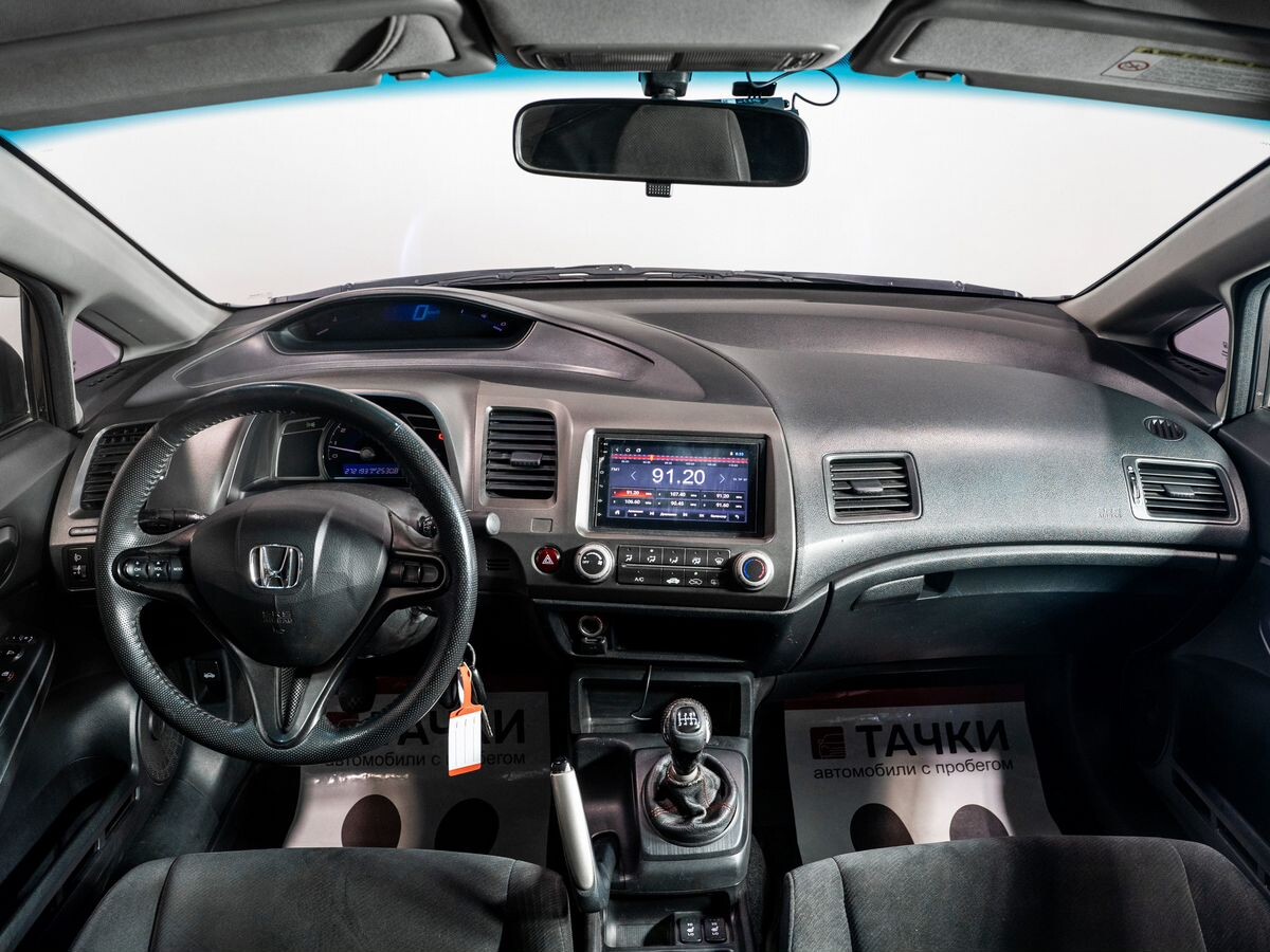 Honda Civic 2009 - фото автомобиля