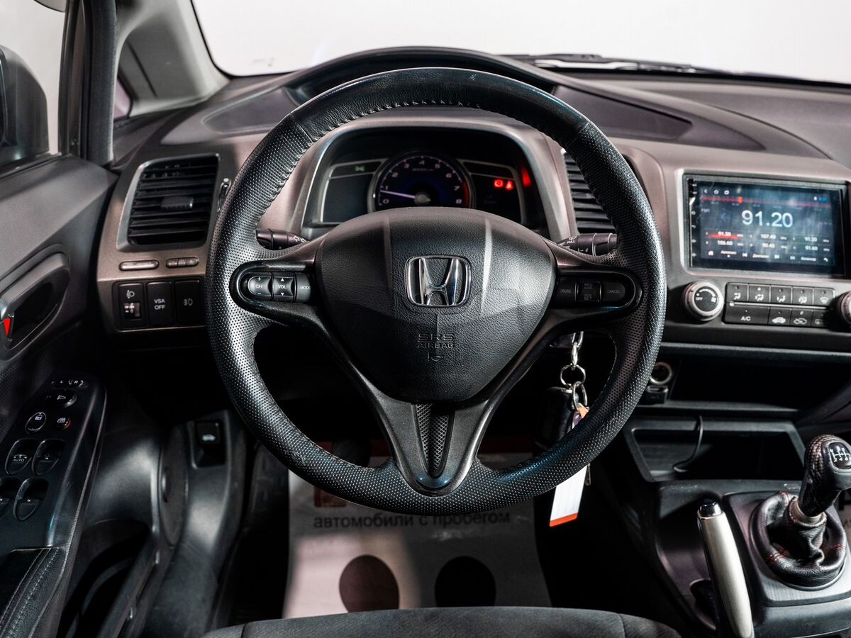 Honda Civic 2009 - фото автомобиля