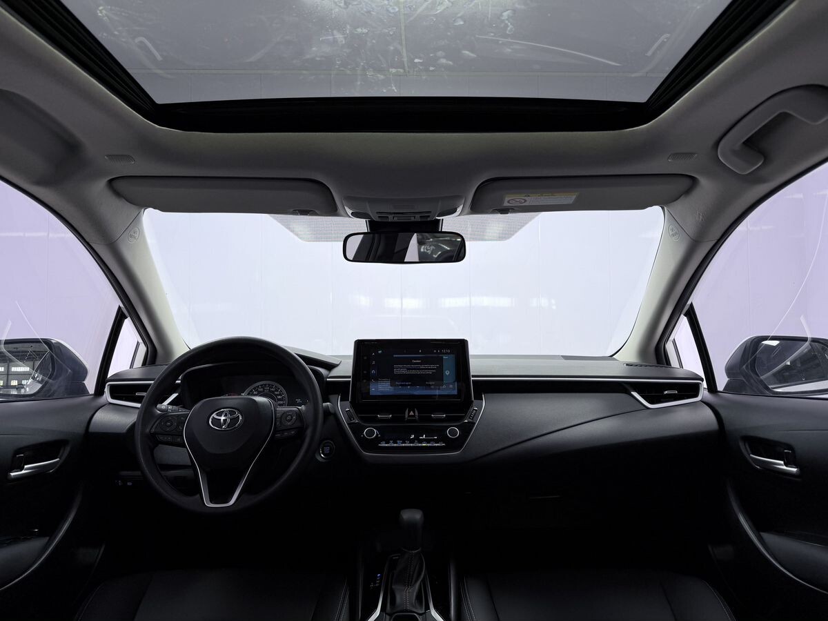 Toyota Corolla 2023 - фото автомобиля