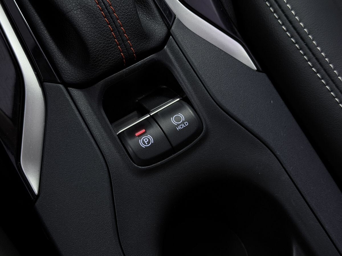 Toyota Corolla 2023 - фото автомобиля