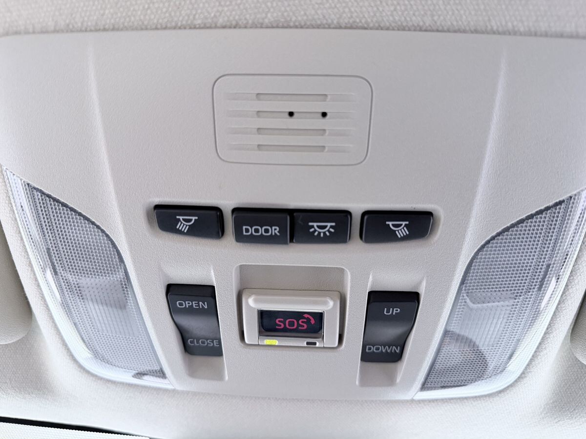 Toyota Corolla 2023 - фото автомобиля