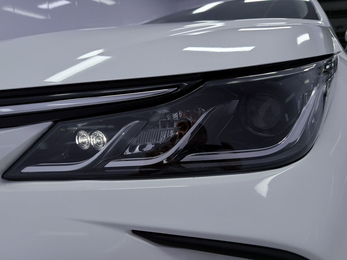 Toyota Corolla 2023 - фото автомобиля