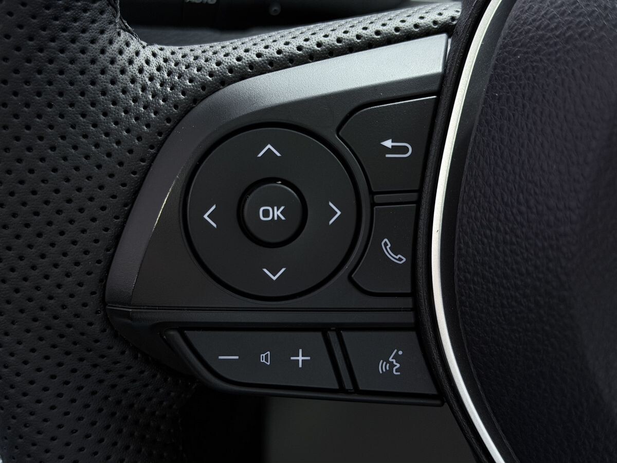 Toyota Corolla 2022 - фото автомобиля