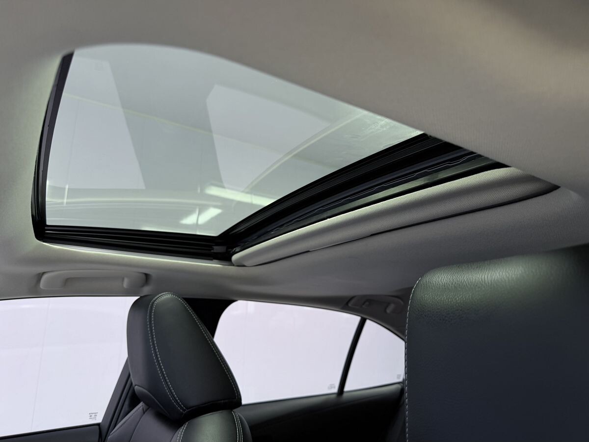 Toyota Corolla 2022 - фото автомобиля