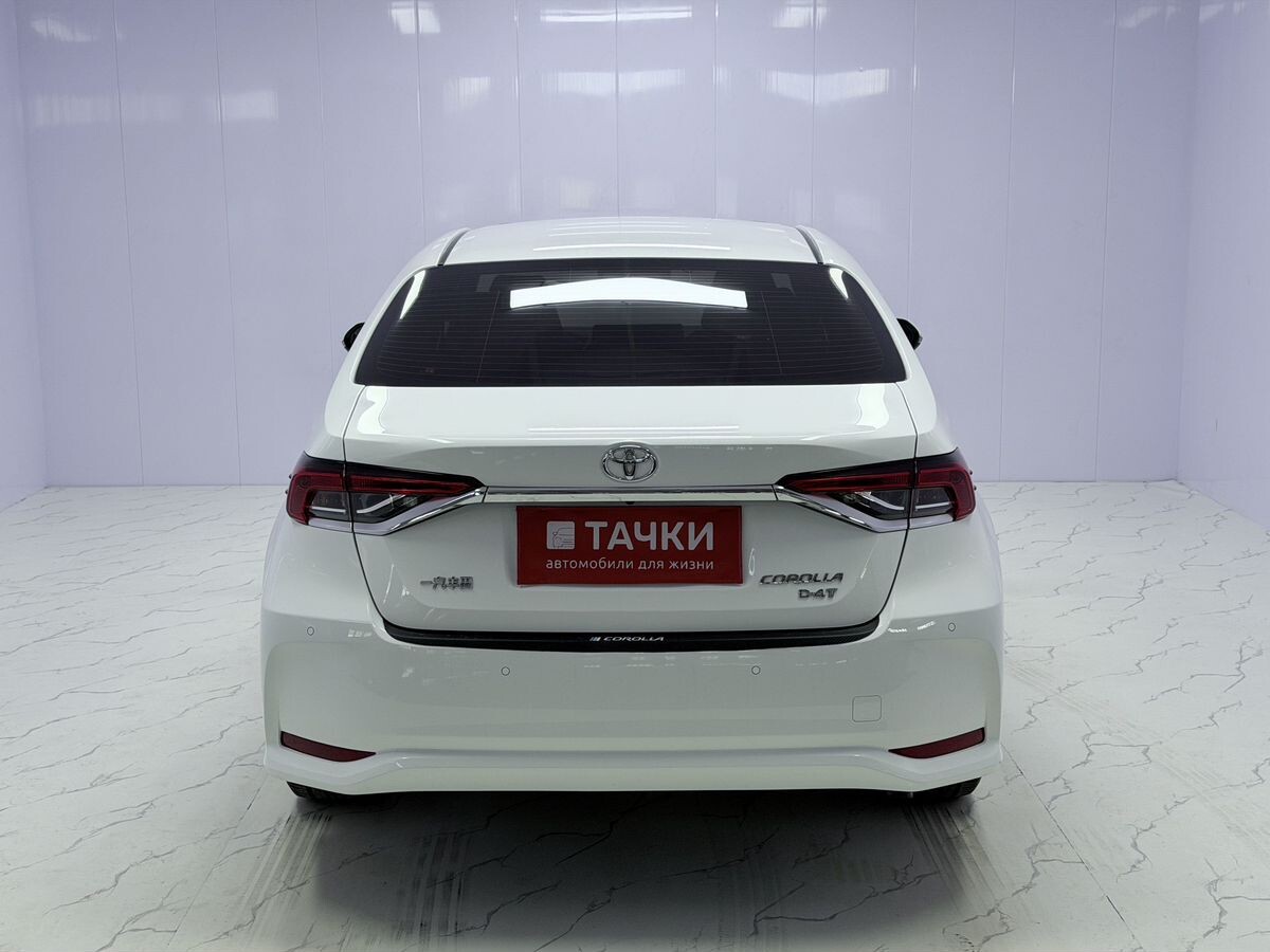 Toyota Corolla 2022 - фото автомобиля