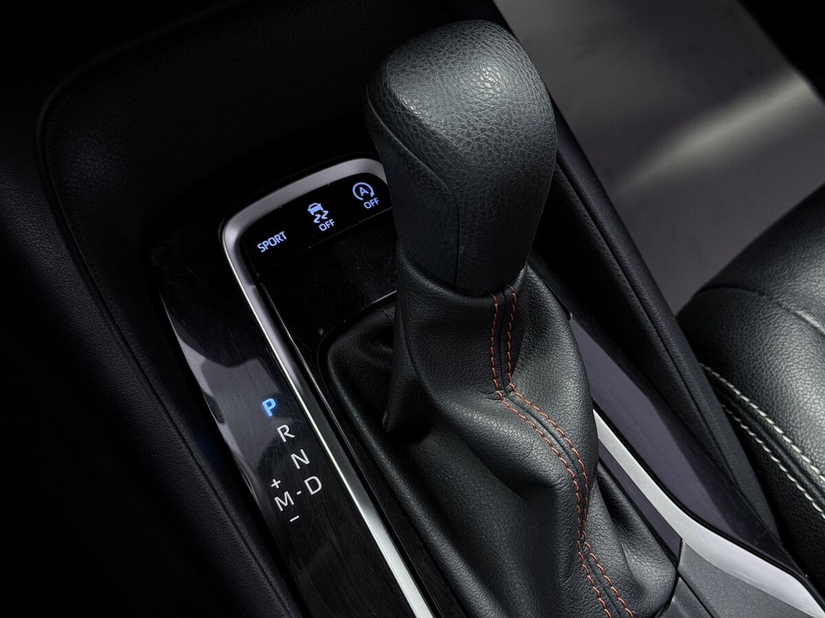 Toyota Corolla 2022 - фото автомобиля