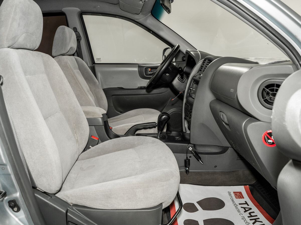 Hyundai Santa Fe 2008 - фото автомобиля