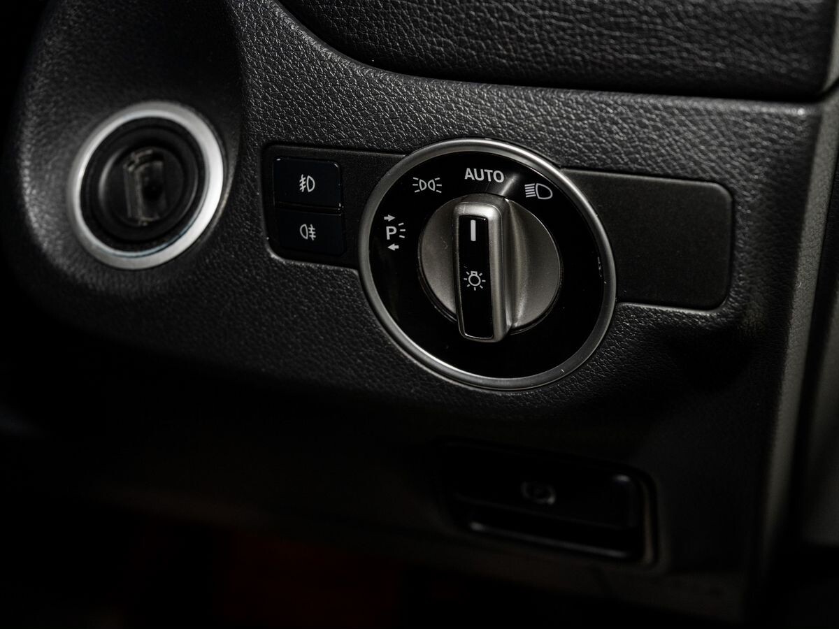 Mercedes-Benz GLA-Class 2014 - фото автомобиля
