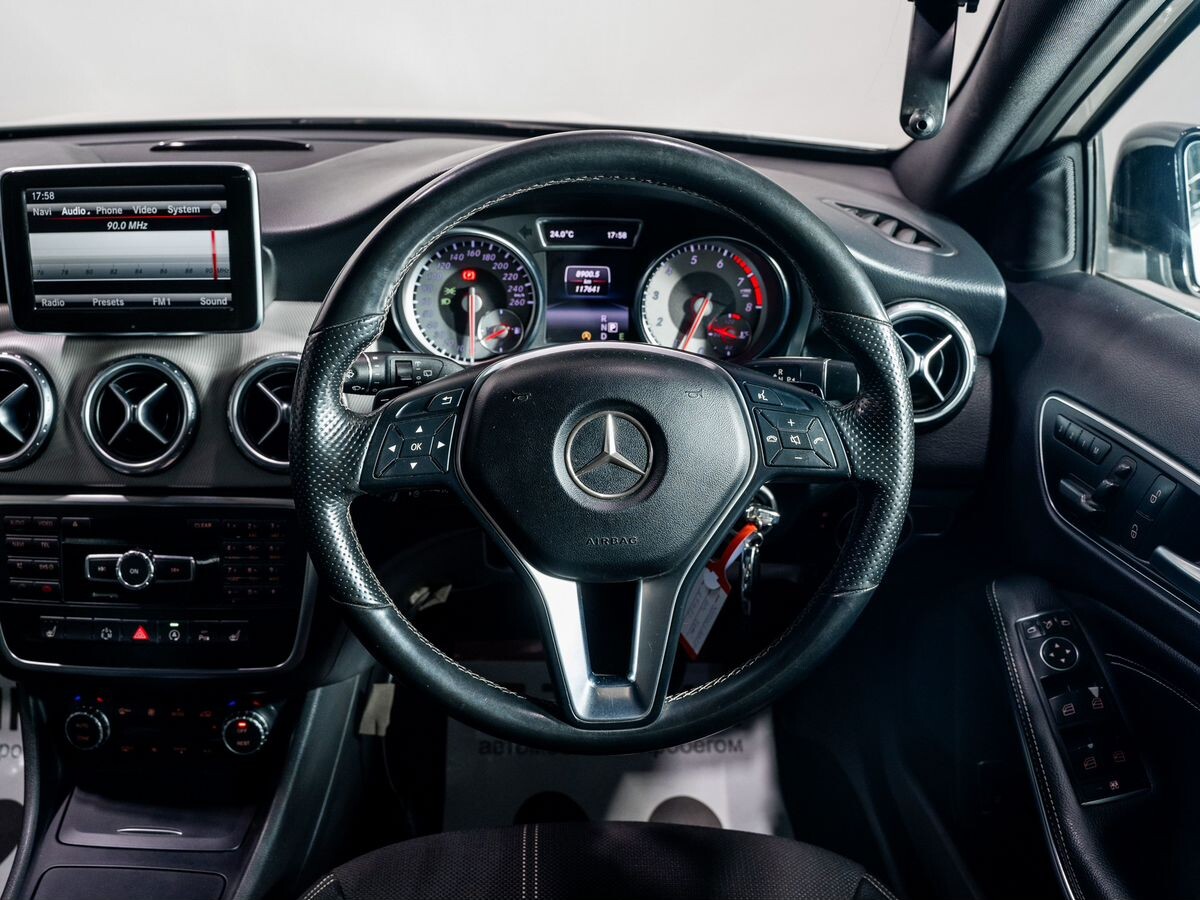 Mercedes-Benz GLA-Class 2014 - фото автомобиля