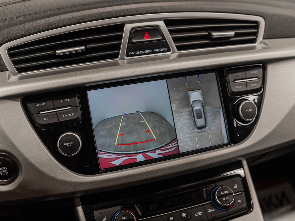 Geely Atlas 2021 - фото автомобиля