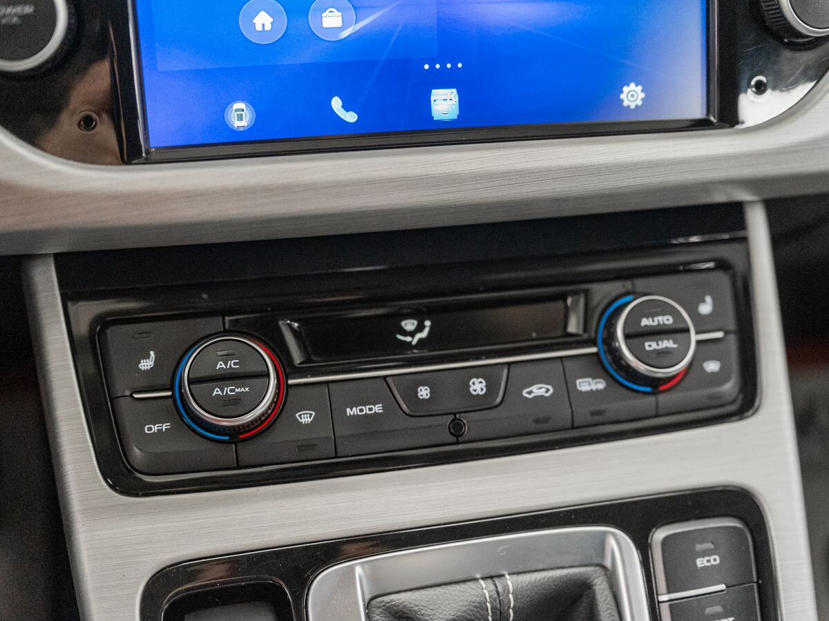 Geely Atlas 2021 - фото автомобиля