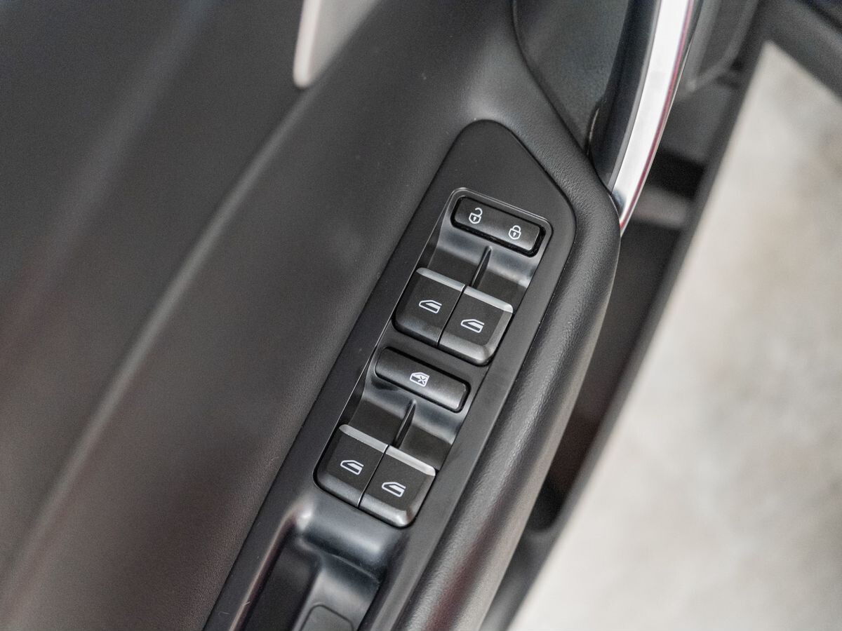 Geely Atlas 2021 - фото автомобиля